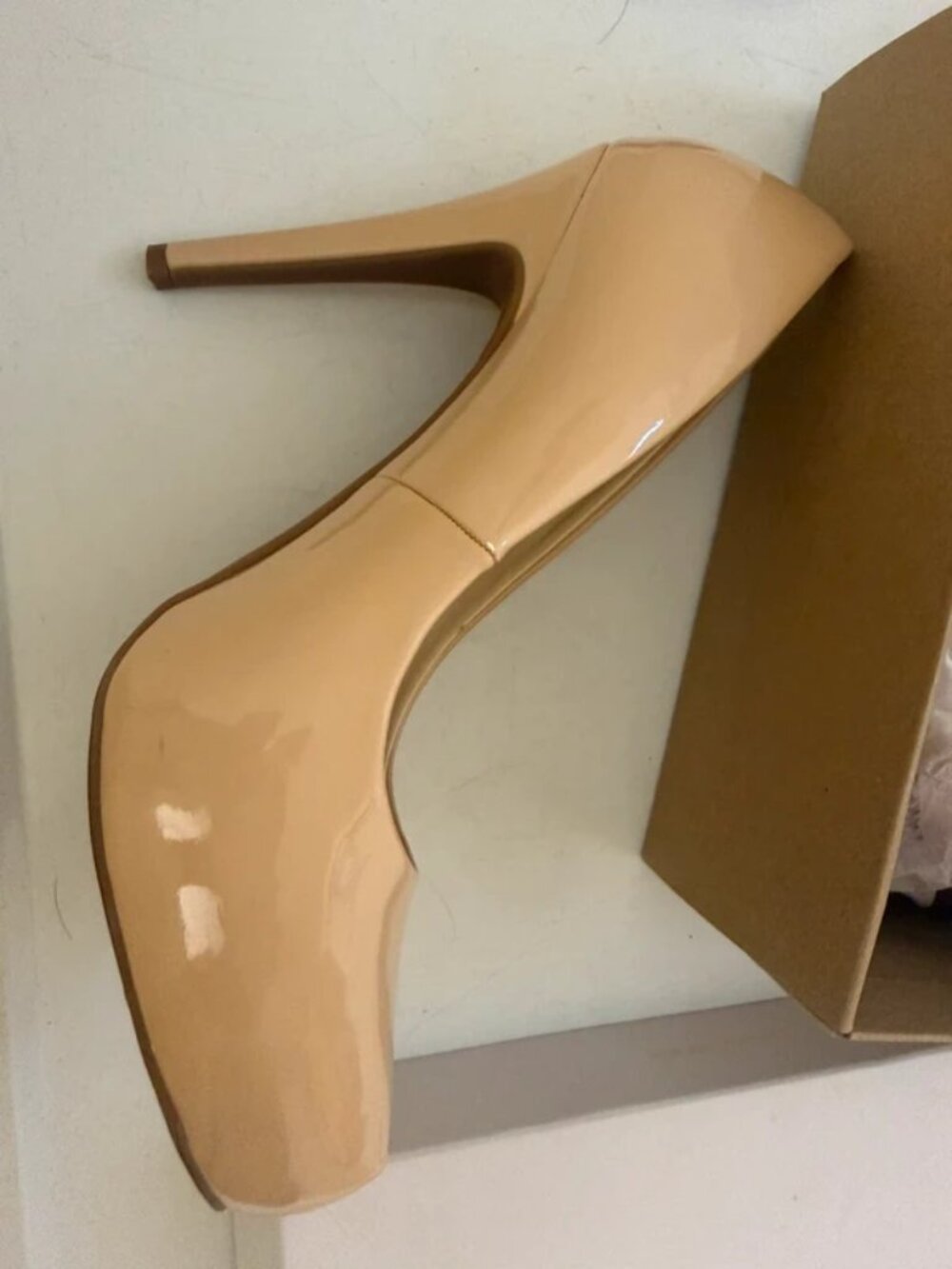 Heels - Picture 2 of 2